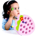 Шнурівка Tree Toys Полуничка дерев'яна гра MD1228