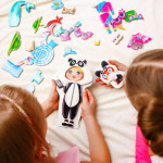 Гра на магнітах Vladi Toys Family Look Магнітна одягалка, 2 ляльки, 40 елементів одягу GF3702-21 Гра на магнітах Vladi Toys Family Look Магнітна одягалка, 2 ляльки, 40 елементів одягу GF3702-21