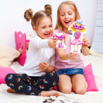 Гра на магнітах Vladi Toys Family Look Магнітна одягалка, 2 ляльки, 40 елементів одягу GF3702-21 Гра на магнітах Vladi Toys Family Look Магнітна одягалка, 2 ляльки, 40 елементів одягу GF3702-21