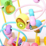Пальчиковый лабиринт деревянная игра с бусинками-фруктами GF45191